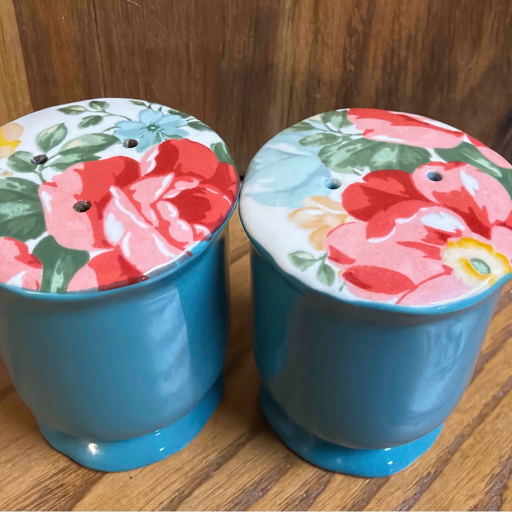 Pioneer Woman Floral Ceramic Salt and Pepper Shakers